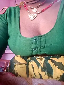 Snapshot of BoldAlia89 chatting on November 17, 2025, 8:31 am BoldAlia89 online show from November 17, 2025, 8:31 am