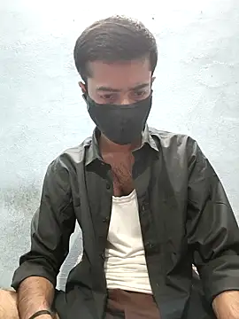 Snapshot of GirlsCrush_ chatting on November 1, 2025, 2:08 pm GirlsCrush  online show from November 1, 2025, 2:08 pm