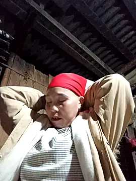 me-cute online show from November 20, 2025, 1:00 pm