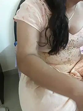 payal 261072  online show from September 16, 2025, 4:57 am