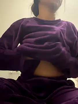 Snapshot of HeerStd chatting on November 9, 2025, 2:59 pm HeerStd online show from November 9, 2025, 2:59 pm