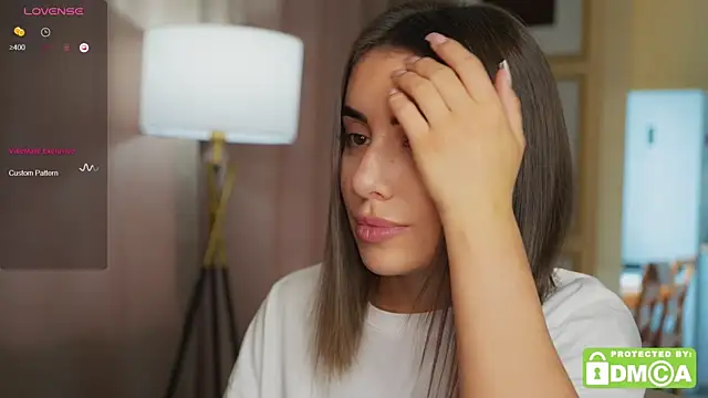 KateCarrey online show from September 18, 2025, 7:32 am