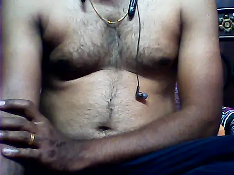 Snapshot of StreetLover_77 chatting on September 14, 2025, 8:46 am StreetLover 77 online show from September 14, 2025, 8:46 am