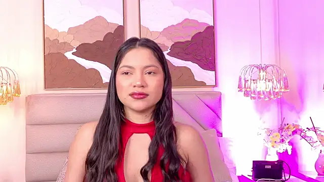 Snapshot of kendalFox_ chatting on November 30, 2025, 5:39 pm kendalFox online show from November 30, 2025, 5:39 pm