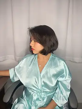 Snapshot of Valen_Sky chatting on November 29, 2025, 4:59 am Valen Sky online show from November 29, 2025, 4:59 am