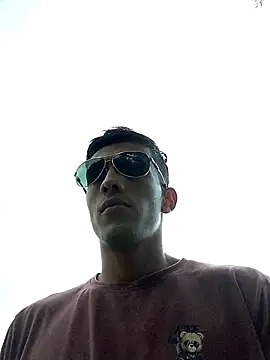 Snapshot of Kenny_Burton chatting on October 26, 2025, 5:41 pm Kenny Burton online show from October 26, 2025, 5:41 pm