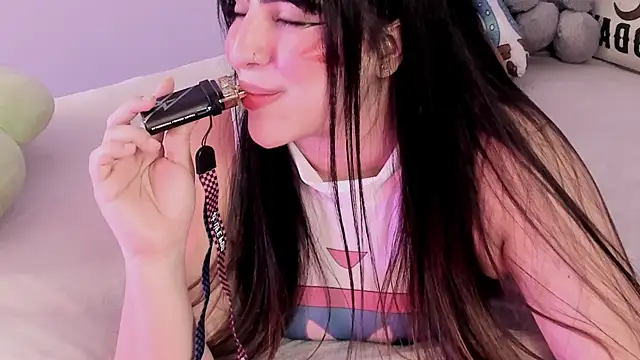 Snapshot of Camila_Matinez_ chatting on September 26, 2025, 12:47 am Camila Matinez online show from September 26, 2025, 12:47 am