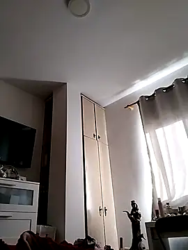 Snapshot of canariamorbosa chatting on October 31, 2025, 9:43 am canariamorbosa online show from October 31, 2025, 9:43 am