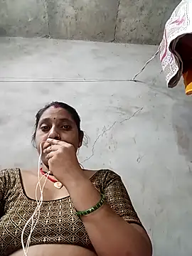 Snapshot of Sandhya_x chatting on October 4, 2025, 5:33 pm Sandhya x online show from October 4, 2025, 5:33 pm