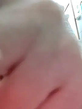 Snapshot of simsim-00 chatting on December 1, 2025, 7:52 pm simsim-00 online show from December 1, 2025, 7:52 pm