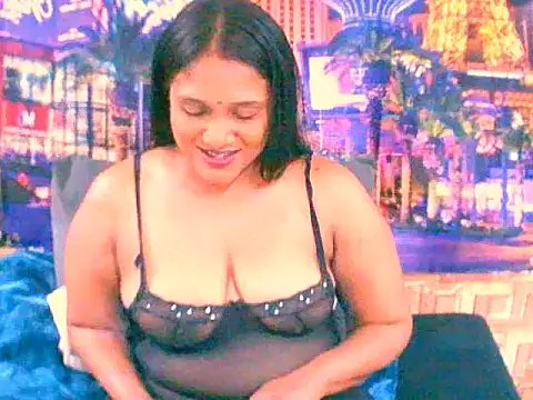 IndianSexyLady4u online show from September 12, 2025, 3:56 pm