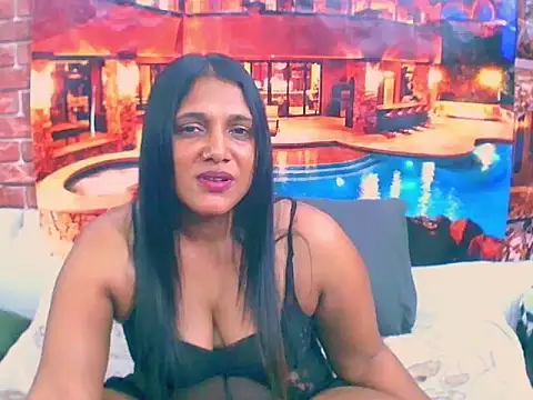 IndianSexyLady4u online show from November 15, 2025, 6:48 pm