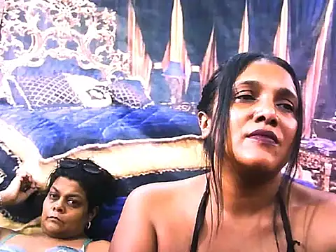 IndianSexyLady4u online show from November 28, 2025, 7:49 pm