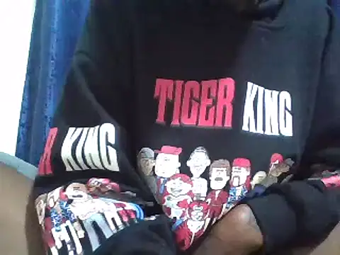 chocolatebarbiee online show from October 26, 2025, 5:02 am