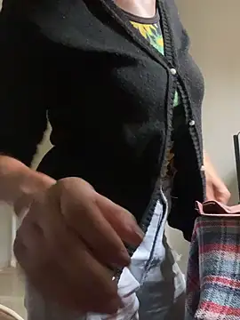 Snapshot of Bandidasexy22 chatting on December 3, 2025, 11:30 am Bandidasexy22 online show from December 3, 2025, 11:30 am