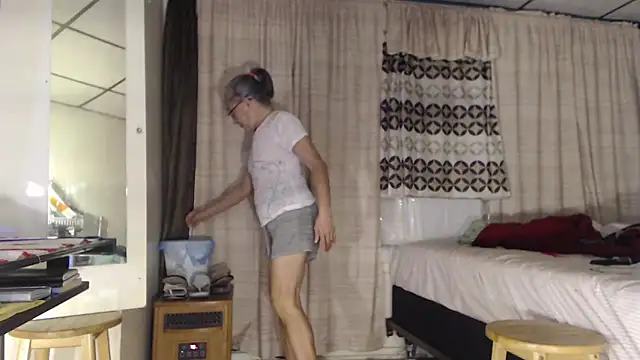 ANALTRAINING4U2 online show from October 23, 2025, 2:33 am