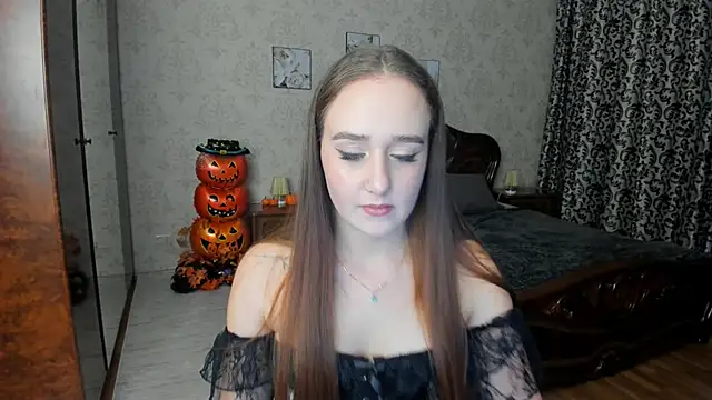 Snapshot of SabrinaCandi chatting on October 31, 2025, 7:37 pm SabrinaCandi online show from October 31, 2025, 7:37 pm