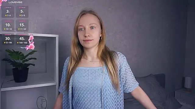 EarnestineGyllenband online show from November 12, 2025, 6:58 am