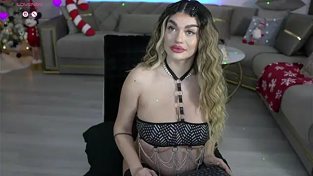 Snapshot of Ellyxxxelly chatting on December 4, 2025, 3:43 pm Ellyxxxelly online show from December 4, 2025, 3:43 pm