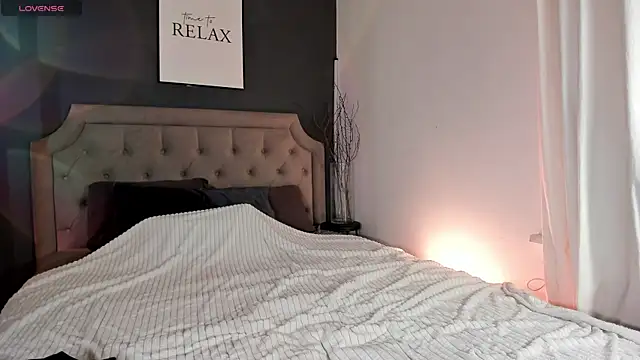 Alissa S online show from November 9, 2025, 4:05 pm