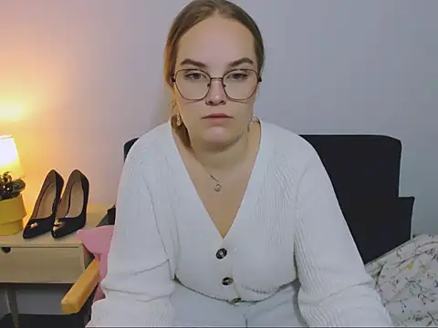 AliceCrazy69 online show from November 23, 2025, 10:26 am