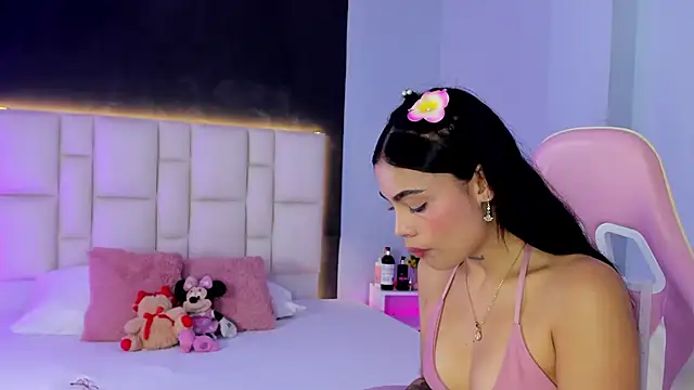 SammyRose  online show from October 7, 2025, 8:06 pm