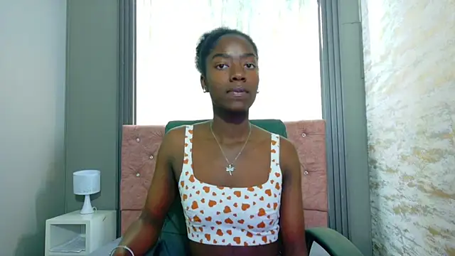Snapshot of katia_green1 chatting on October 1, 2025, 3:40 pm katia green1 online show from October 1, 2025, 3:40 pm