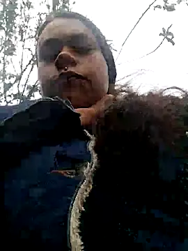 Snapshot of KAREN-25_ chatting on September 19, 2025, 12:50 pm KAREN-25  online show from September 19, 2025, 12:50 pm