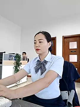 Snapshot of bingxin- chatting on November 22, 2025, 1:37 am bingxin- online show from November 22, 2025, 1:37 am