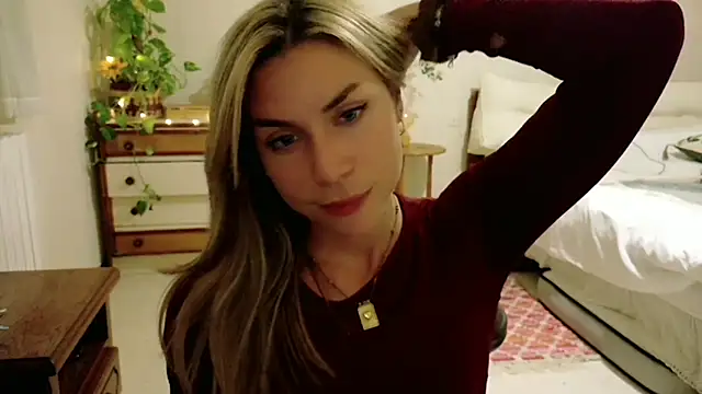 wonderalice31 online show from October 23, 2025, 7:12 pm