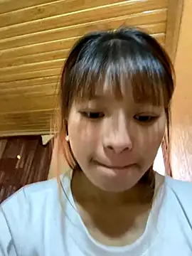 Snapshot of Mai_bb chatting on November 24, 2025, 9:20 am Mai bb online show from November 24, 2025, 9:20 am