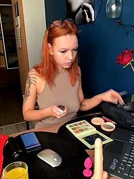 Snapshot of Amore_Mia_ chatting on September 30, 2025, 6:18 am Amore Mia online show from September 30, 2025, 6:18 am