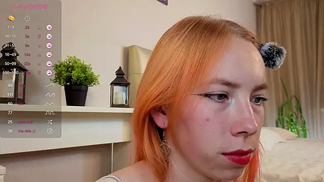 Snapshot of JuliannaWenger chatting on September 20, 2025, 4:41 pm JuliannaWenger online show from September 20, 2025, 4:41 pm