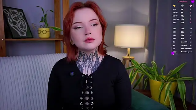 MarnaHarbor online show from October 21, 2025, 11:44 am