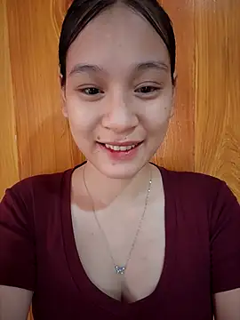 Snapshot of ChiecumBae chatting on November 7, 2025, 2:00 am ChiecumBae online show from November 7, 2025, 2:00 am