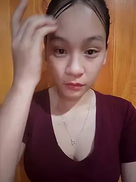 Snapshot of ChiecumBae chatting on November 9, 2025, 11:14 pm ChiecumBae online show from November 9, 2025, 11:14 pm