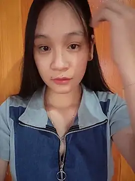 Snapshot of ChiecumBae chatting on November 12, 2025, 8:37 am ChiecumBae online show from November 12, 2025, 8:37 am