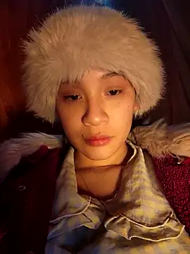 Snapshot of ChiecumBae chatting on November 27, 2025, 1:51 am ChiecumBae online show from November 27, 2025, 1:51 am