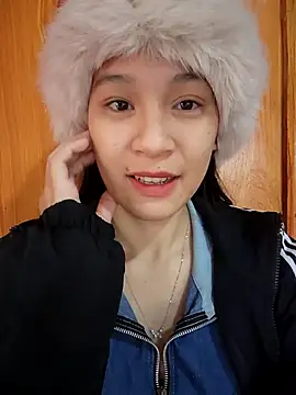 Snapshot of ChiecumBae chatting on December 2, 2025, 1:55 am ChiecumBae online show from December 2, 2025, 1:55 am