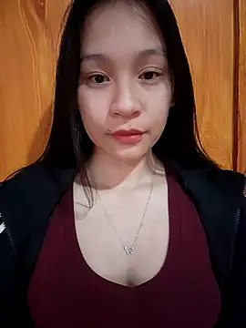 Snapshot of ChiecumBae chatting on December 4, 2025, 1:59 am ChiecumBae online show from December 4, 2025, 1:59 am