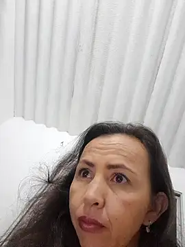 zaira spice online show from October 5, 2025, 8:56 am