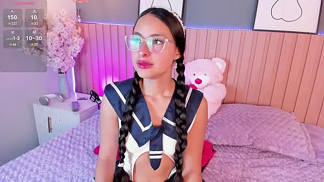 Snapshot of Annie__2 chatting on October 3, 2025, 12:02 pm Annie 2 online show from October 3, 2025, 12:02 pm