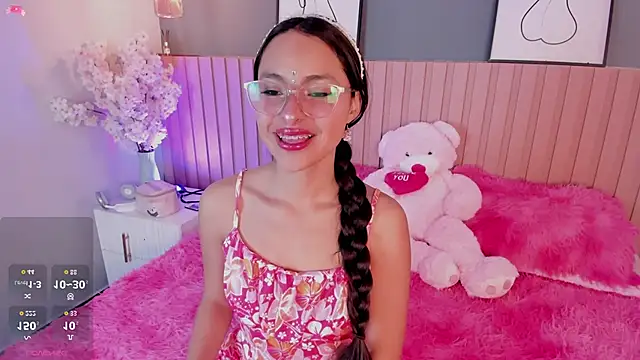 Snapshot of Annie__2 chatting on October 4, 2025, 12:03 pm Annie 2 online show from October 4, 2025, 12:03 pm