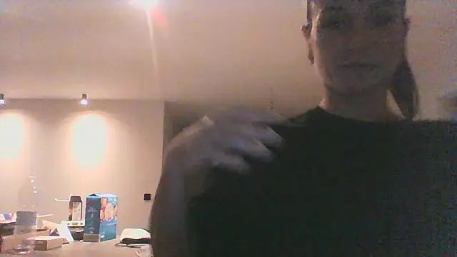 Snapshot of Justnani001 chatting on September 15, 2025, 8:20 pm Justnani001 online show from September 15, 2025, 8:20 pm