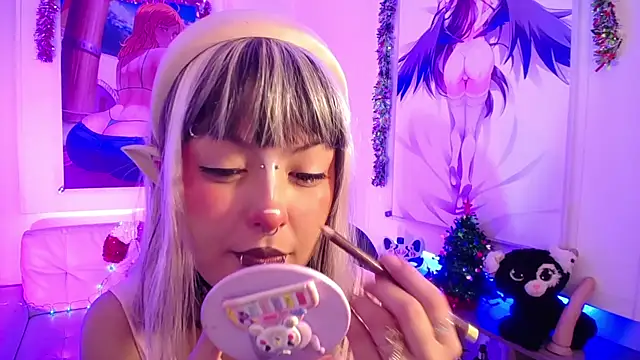 Snapshot of lil_candy77 chatting on November 26, 2025, 12:06 pm lil candy77 online show from November 26, 2025, 12:06 pm