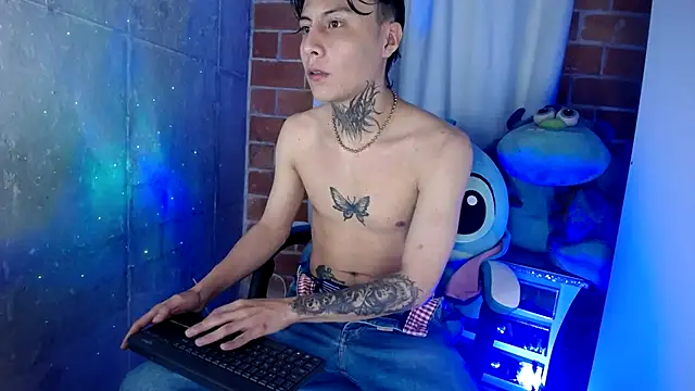 anaximandro hot online show from November 8, 2025, 6:13 am