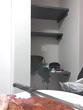 trickyOne online show from November 12, 2025, 4:13 am