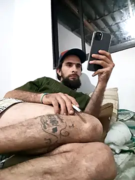 Snapshot of hairy_mannn chatting on October 29, 2025, 5:20 am hairy mannn online show from October 29, 2025, 5:20 am