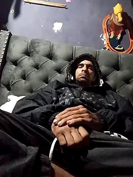 Snapshot of hairy_mannn chatting on December 4, 2025, 4:55 am hairy mannn online show from December 4, 2025, 4:55 am