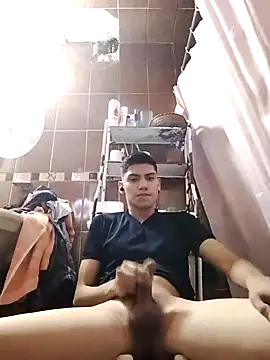 aispuro8505 online show from September 19, 2025, 6:37 am